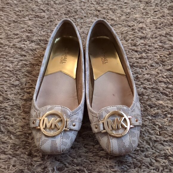 Michael Kors Vanilla Signature Ballet Flats - Picture 1 of 4